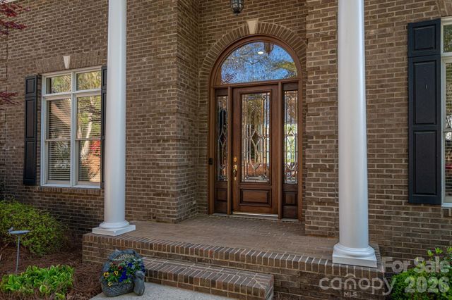 103 Shelter Cove Lane, Mooresville, NC 28117