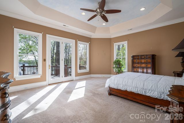 103 Shelter Cove Lane, Mooresville, NC 28117