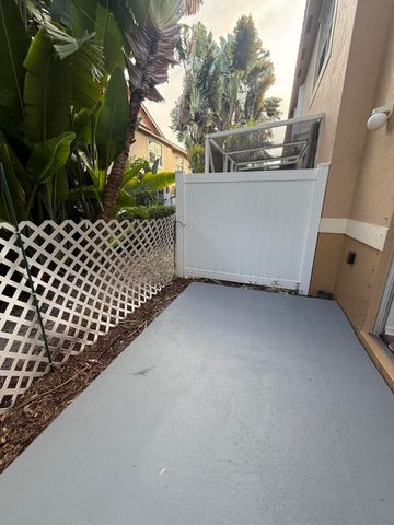 4167 CRYSTAL LAKE Drive, Deerfield Beach, FL 33064