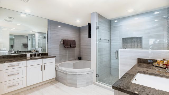 8216 Heritage Club Drive, West Palm Beach, FL 33412
