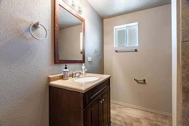 3000 Colorado Street NE, Albuquerque, NM 87110