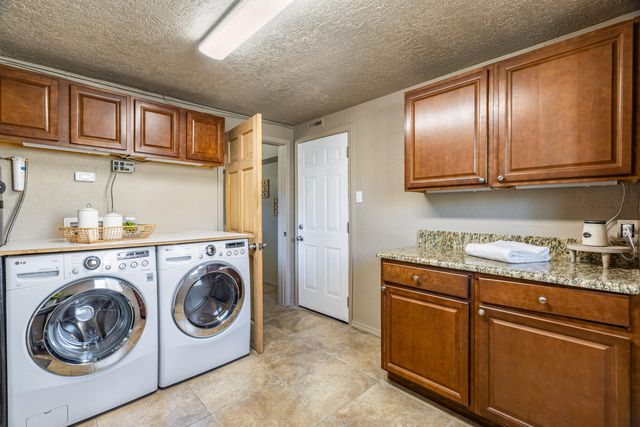 3000 Colorado Street NE, Albuquerque, NM 87110