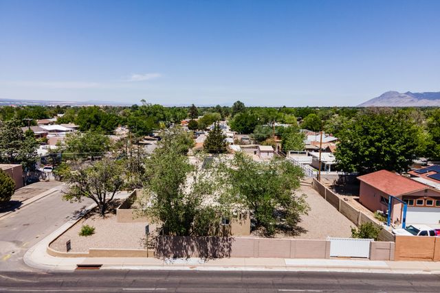 3000 Colorado Street NE, Albuquerque, NM 87110