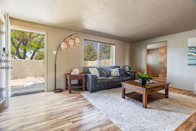 3000 Colorado Street NE, Albuquerque, NM 87110