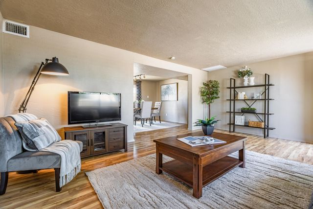 3000 Colorado Street NE, Albuquerque, NM 87110