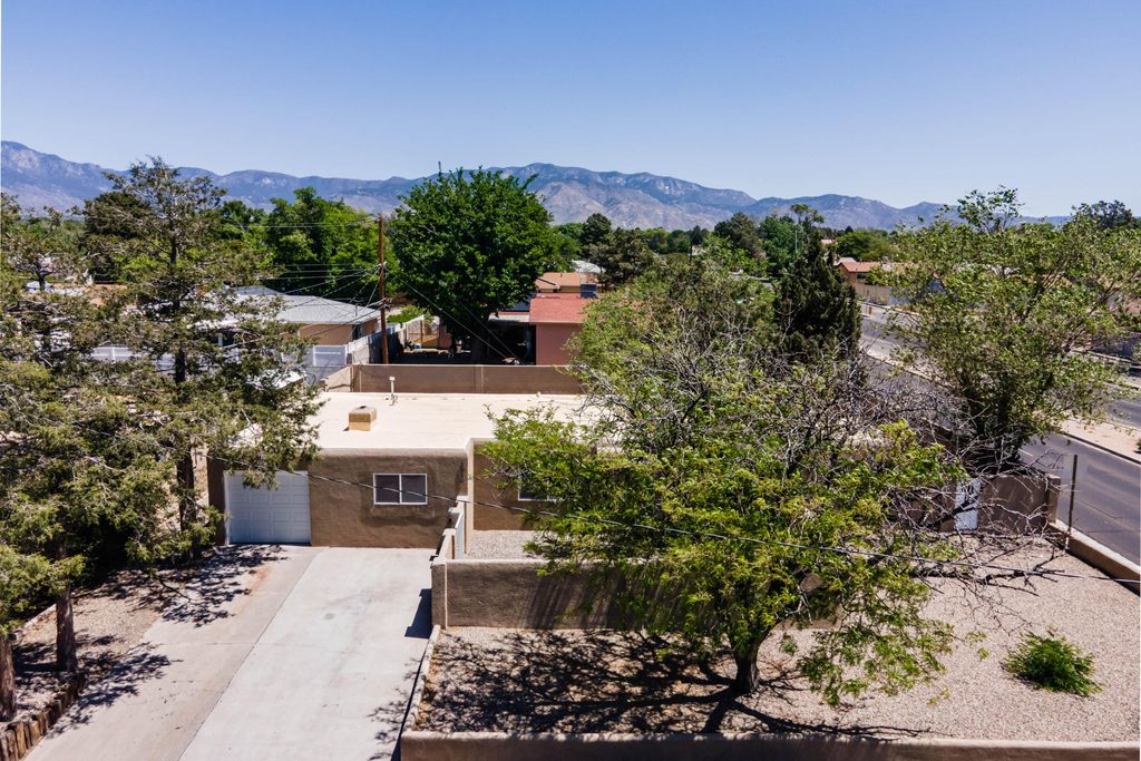 3000 Colorado Street NE, Albuquerque, NM 87110