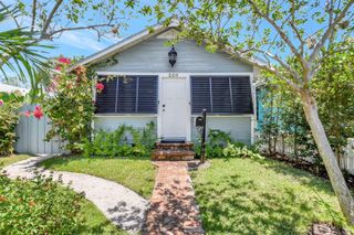 220 S L Street, Lake Worth Beach, FL 33460