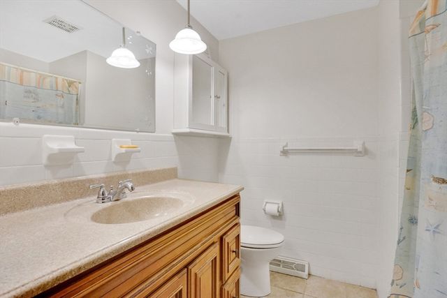 264 Greystone Ave, West Springfield, MA 01089