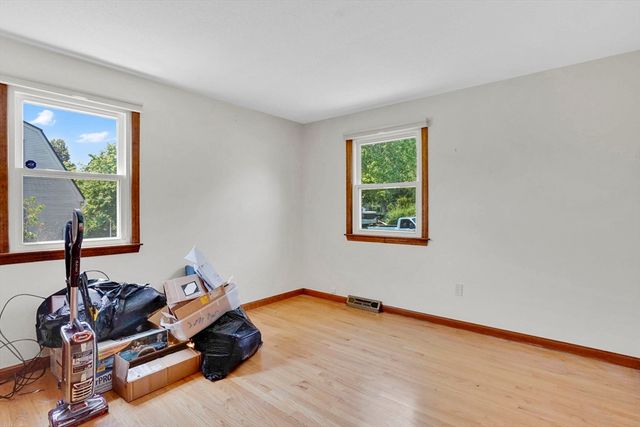 264 Greystone Ave, West Springfield, MA 01089