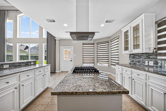 3023 Brookview Drive, Pearland, TX 77584