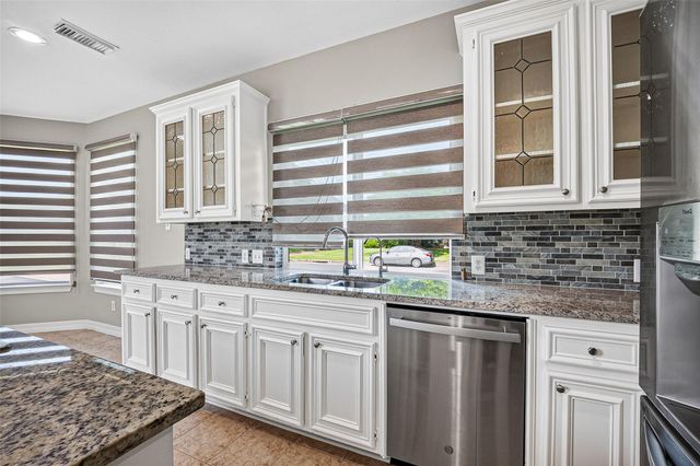 3023 Brookview Drive, Pearland, TX 77584