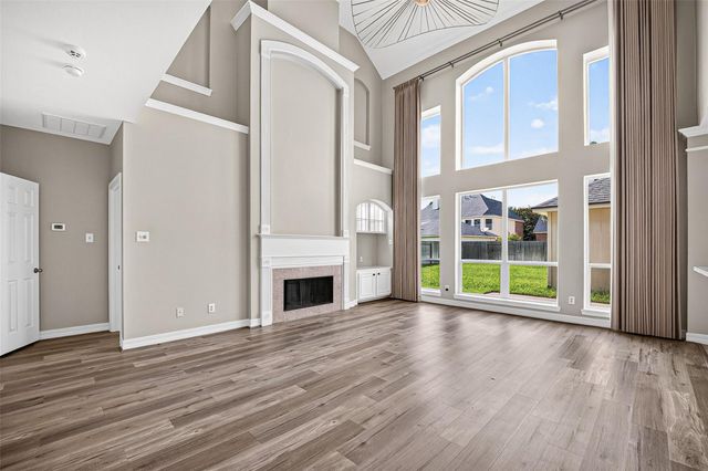 3023 Brookview Drive, Pearland, TX 77584