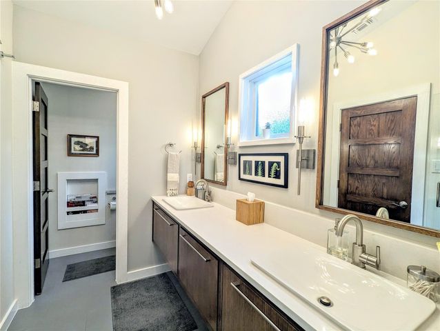 1821 Spillman ST, Austin, TX 78704