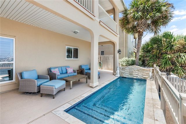 434 Marina Dr, Port Aransas, TX 78373