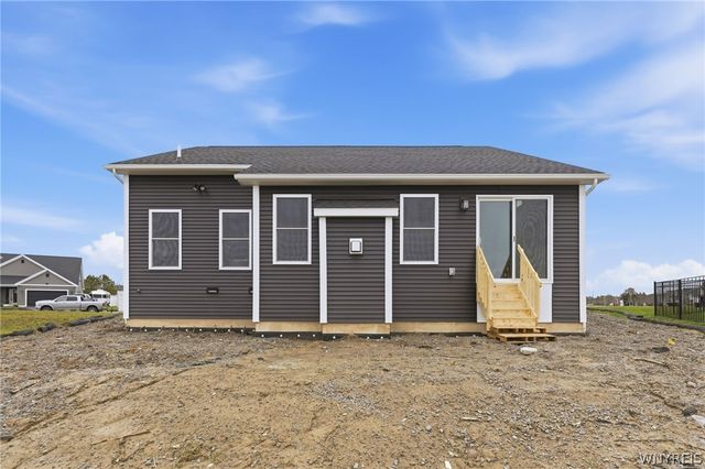 3 Hickory Lane, Lancaster, NY 14086