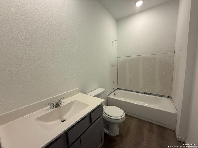 7610 Birch Hollow, San Antonio, TX 78252