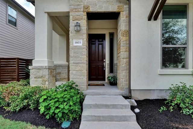 1603 Arcilla ST, Austin, TX 78741