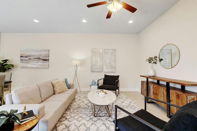 1603 Arcilla ST, Austin, TX 78741