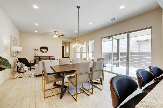 1603 Arcilla ST, Austin, TX 78741