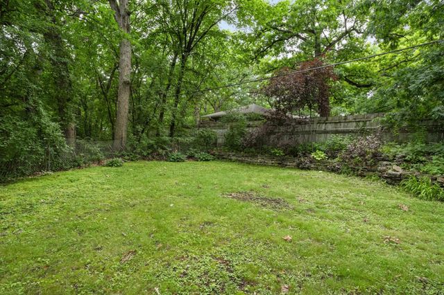 89 Flandrau Place, Saint Paul, MN 55106
