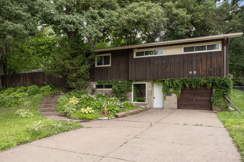 89 Flandrau Place, Saint Paul, MN 55106