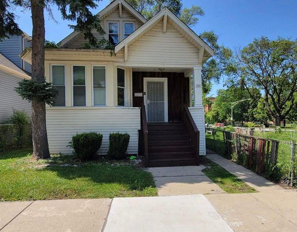 10434 S State Street, Chicago, IL 60628