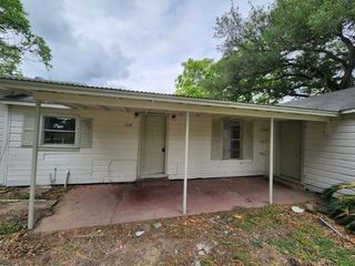 1329 Adams Road, Bay City, TX 77414