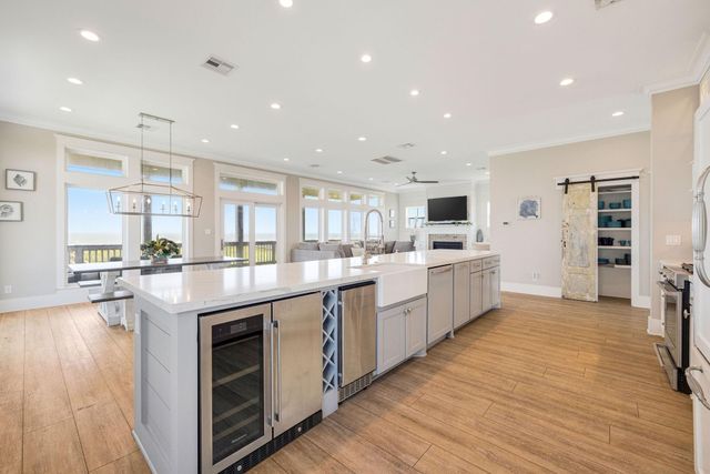 17215 Termini San Luis Pass Road, Galveston, TX 77554