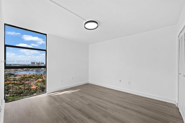 20505 E Country Club Dr 1938, Aventura, FL 33180