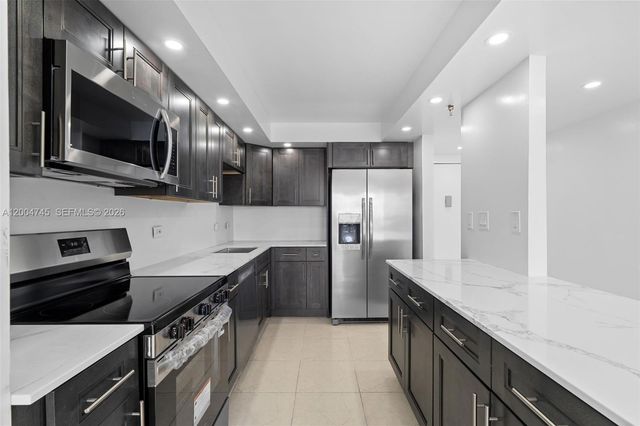 20505 E Country Club Dr 1938, Aventura, FL 33180