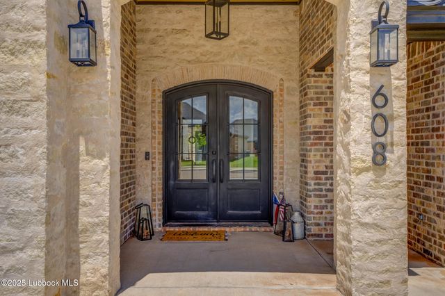 608 N 11th Street, Wolfforth, TX 79382