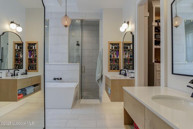 608 N 11th Street, Wolfforth, TX 79382