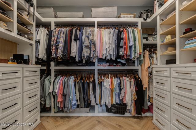 608 N 11th Street, Wolfforth, TX 79382