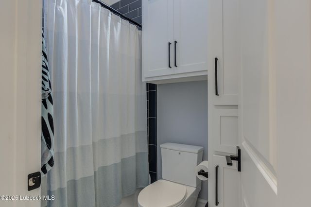 608 N 11th Street, Wolfforth, TX 79382