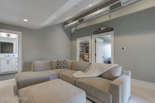 608 N 11th Street, Wolfforth, TX 79382