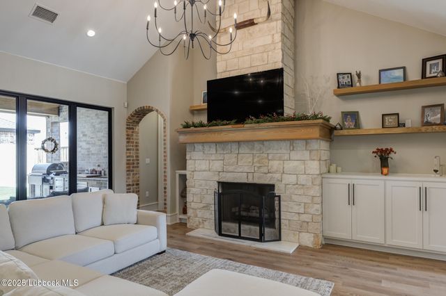 608 N 11th Street, Wolfforth, TX 79382