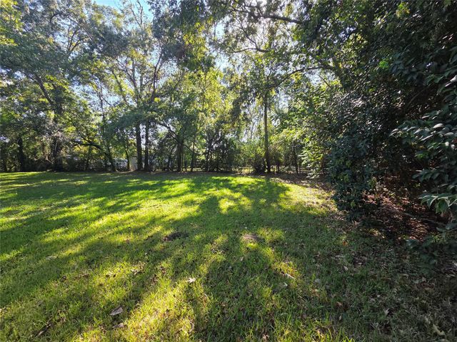 203 Wahl Street, Crosby, TX 77532