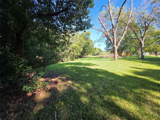 203 Wahl Street, Crosby, TX 77532