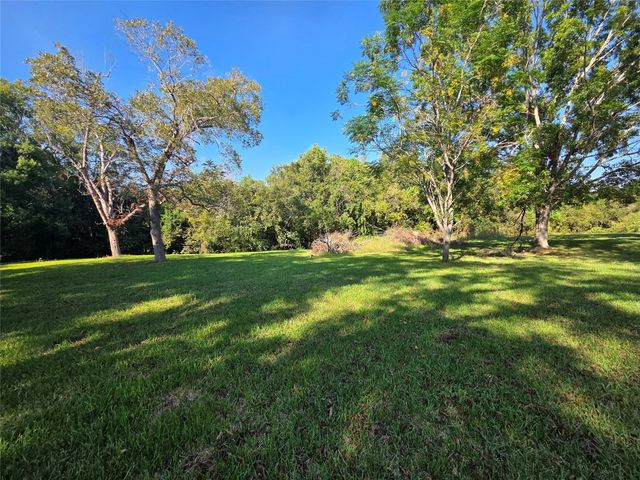 203 Wahl Street, Crosby, TX 77532