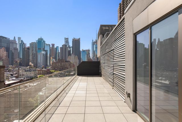 505 W 43RD Street PHJ, New York City, NY 10036