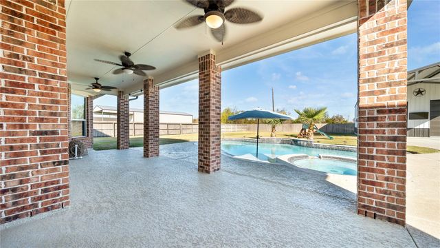 4603 Clearwater Road, Baytown, TX 77523