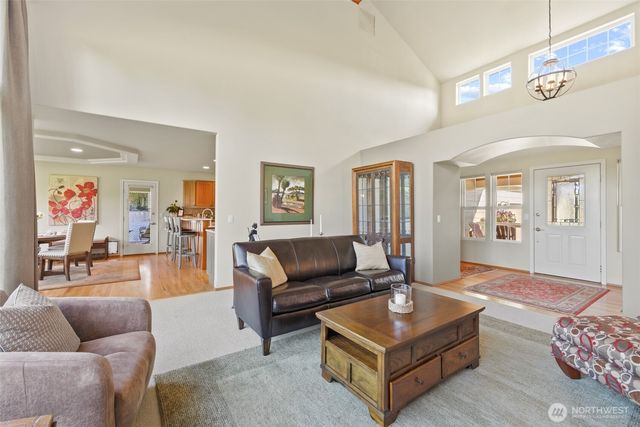 877 Medsker Road, Sequim, WA 98382