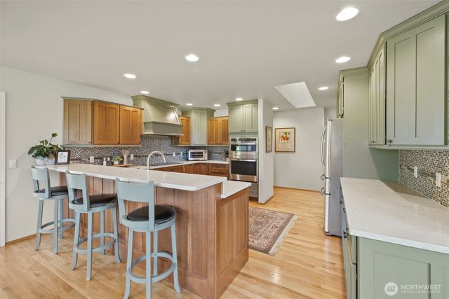 877 Medsker Road, Sequim, WA 98382