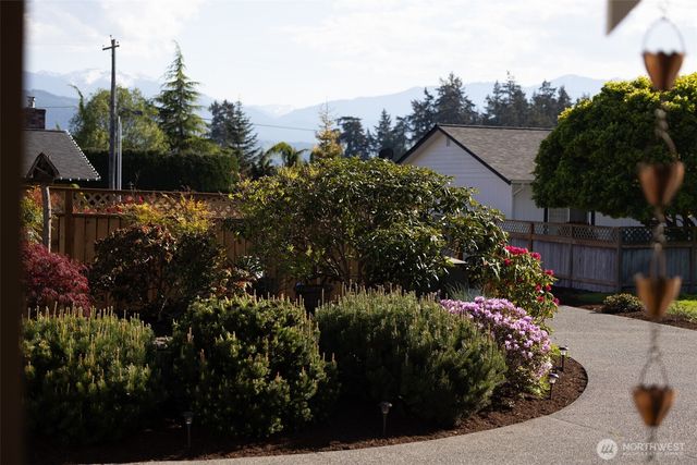 877 Medsker Road, Sequim, WA 98382