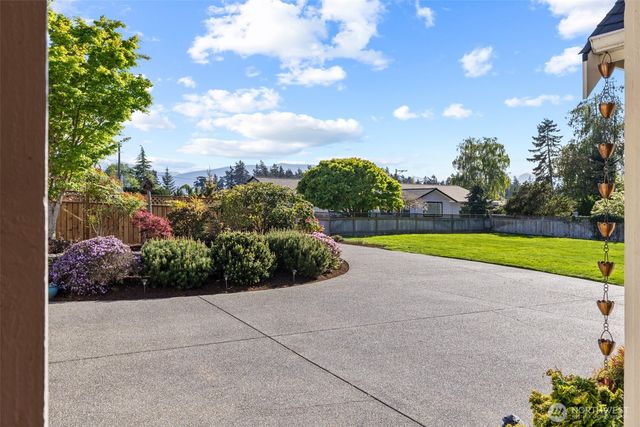 877 Medsker Road, Sequim, WA 98382