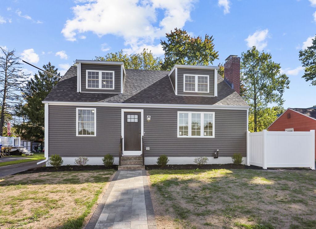 50 Garfield Avenue, Middletown, CT 06457