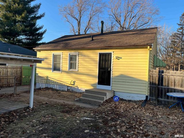 2304 W PROCTOR Street, Peoria, IL 61605