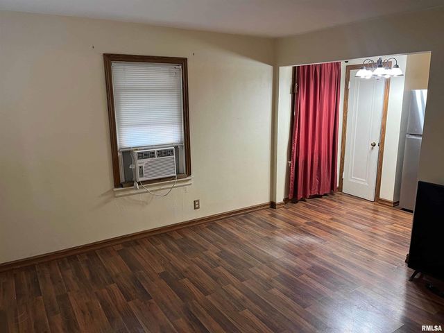 2304 W PROCTOR Street, Peoria, IL 61605