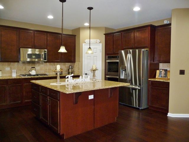 11471 Fitzgerald Lane, Huntley, IL 60142