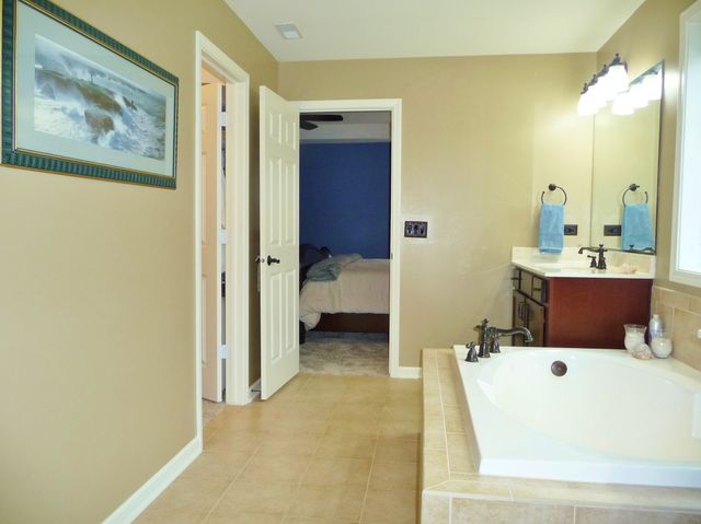 11471 Fitzgerald Lane, Huntley, IL 60142